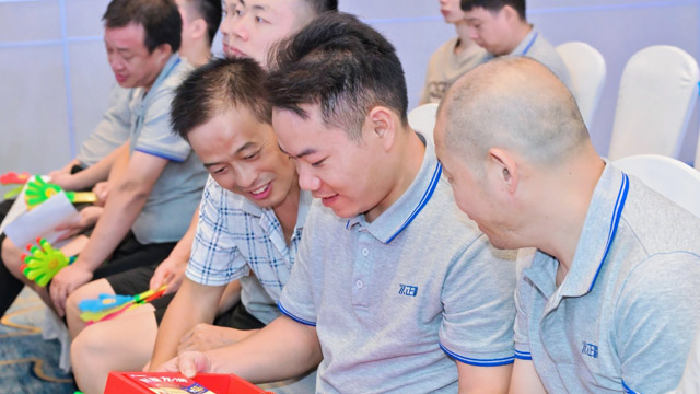 绿茶视频下载APP岁月，爱与成长同行